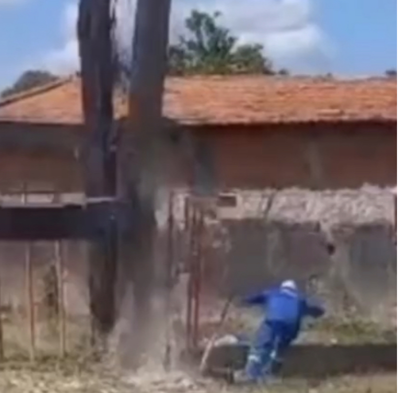 Demolição de antiga caixa d’água quase termina em tragédia em Lago Verde no MA