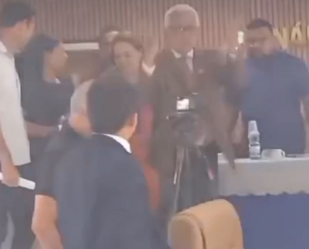 VÍDEO: Bate-boca entre prefeito de Grajaú e vereador quase termina em agressões