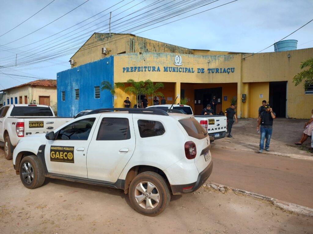 Operação da GAECO na Prefeitura de Turiaçu tem como alvo empresário acusado de mandar matar Nando Net e bloqueio de R$ 5 milhões