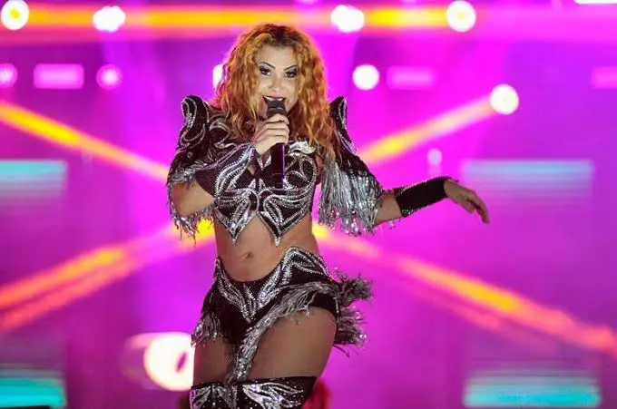 Prefeitura de Tutóia deve gastar quase meio milhão com show da Joelma, em meio ao descaso na saúde e na educação