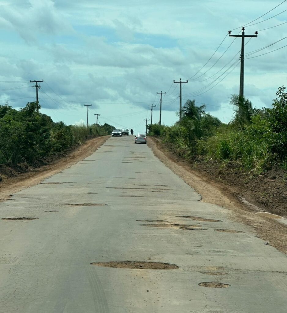 Buracos na MA-034 entre Caxias do Maranhão e Povoado Baú causam acidentes e prejuízos