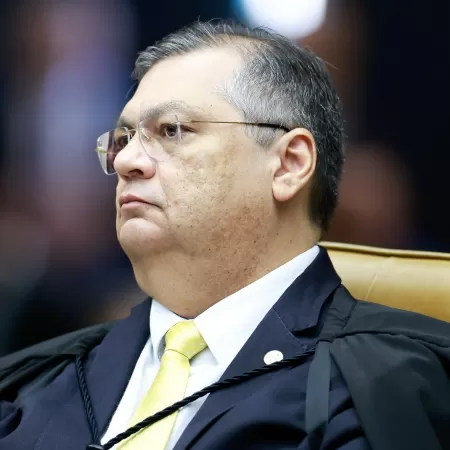 Em nova decisão, Dino mira agora contratações de ONGs com verba de emenda