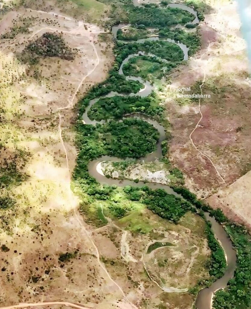 Imagem mostra desmatamento ao longo do Rio Mearim no Maranhão e cenário é preocupante